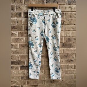 Free People White Skinny Jeans with Blue Floral Motif